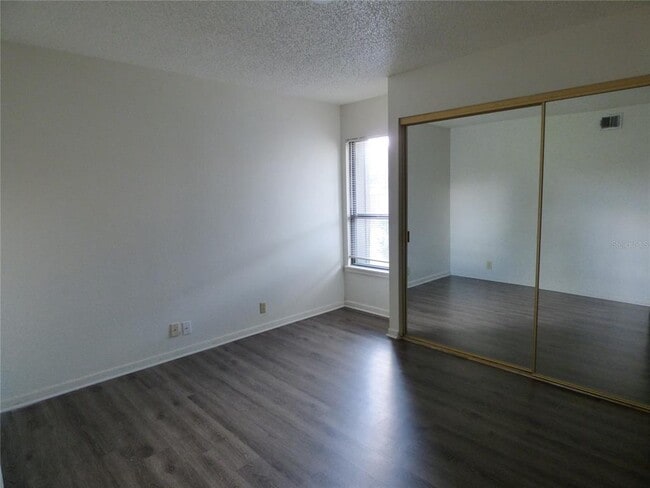 Building Photo - 4700 Jasmine Creek Ln