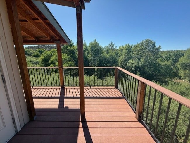 Building Photo - 2 Bed 2 Bath in the wonderful Community of...