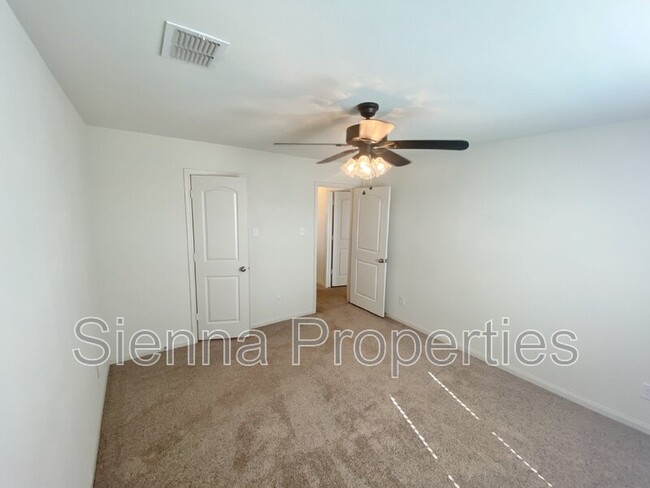 Building Photo - 6181 Daisy Way
