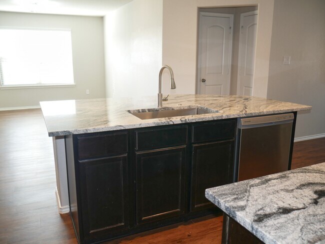 Building Photo - 13918 Nicolet Arbor Ln