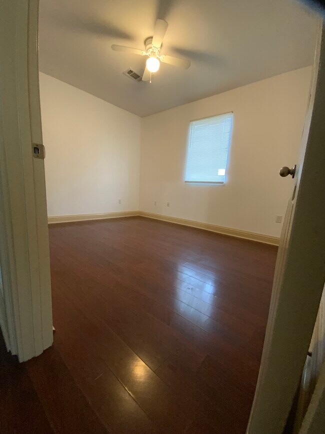 Building Photo - 1911 Ricouard Rd