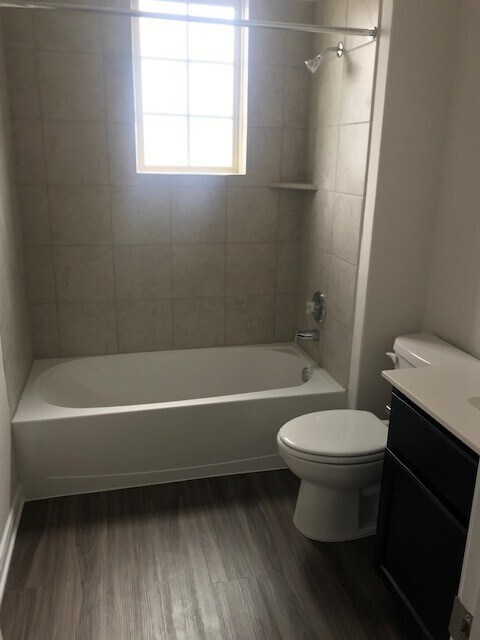 Building Photo - New Braunfels 4 bedroom