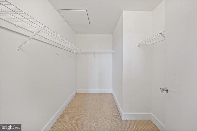 Building Photo - 1101 Locust St