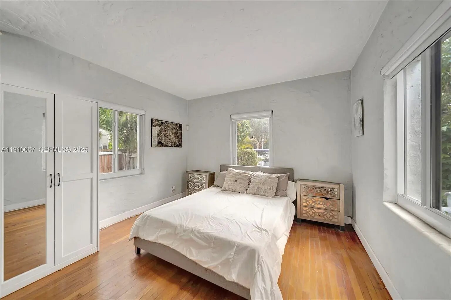 Building Photo - 619 NE 87th St