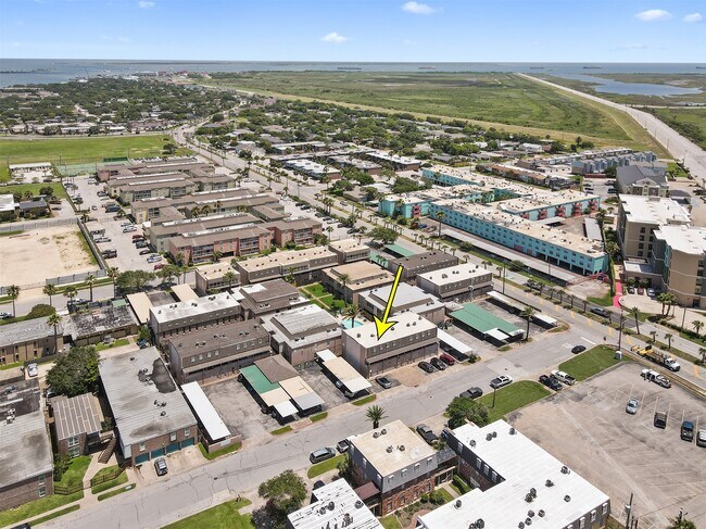 Building Photo - 215 Postoffice St