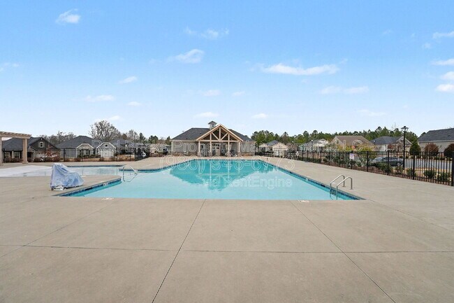 Building Photo - 11948 Red Leaf Dr