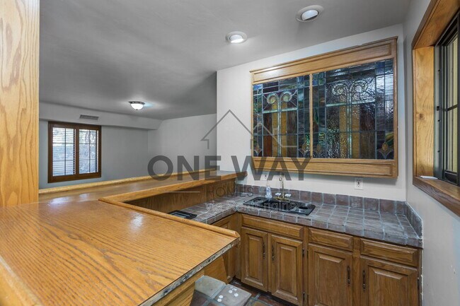 Building Photo - 49 Biltmore Estates Dr