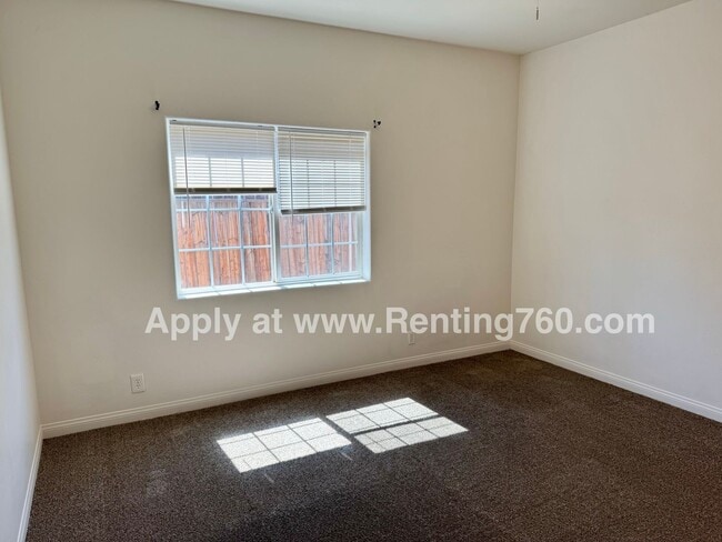 Building Photo - Spacious 3 Bed 2 Bath Home!