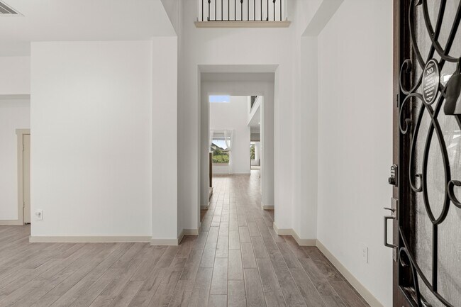 Building Photo - 29335 Red Rocks Pk Dr