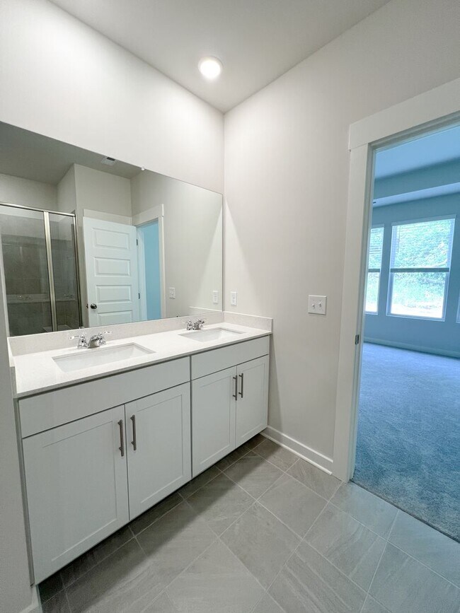 Building Photo - New Construction--Gorgeous and Move-In Ready!