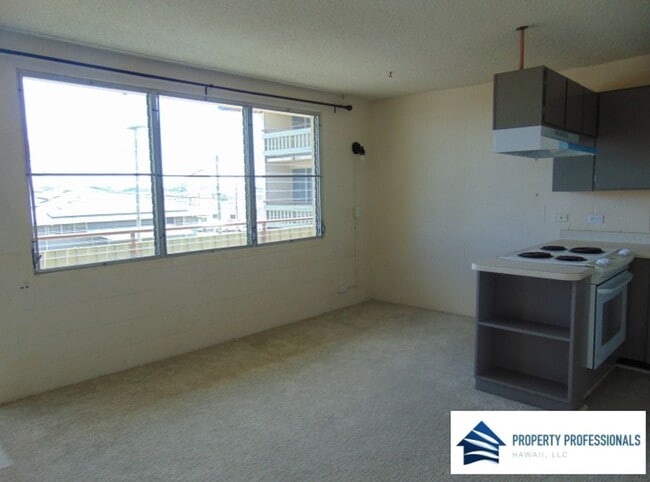 Building Photo - Pending Applications