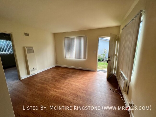 Building Photo - Come and See this Upgraded 1BR/1BA Apartme...