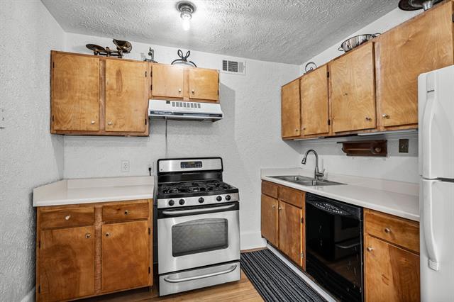 Building Photo - 5322 Junius St