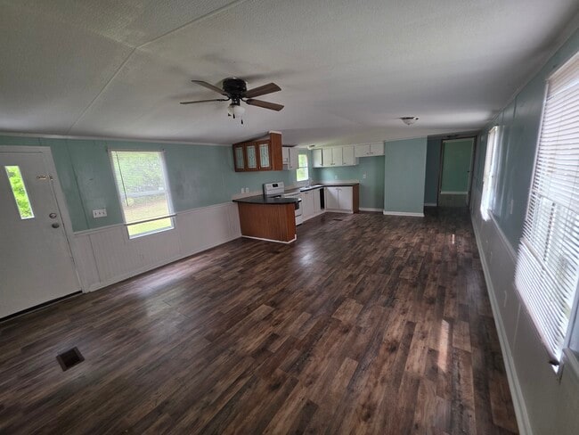 Building Photo - 1120 Angela Pl