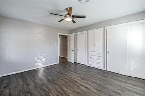 Building Photo - 211 Pine Shadow Dr