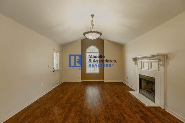 Building Photo - 2 Bed/1 Bath in Barnett Bend in Brandon