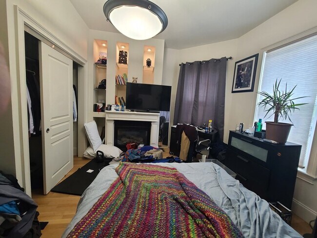 Primary Photo - 42 N St