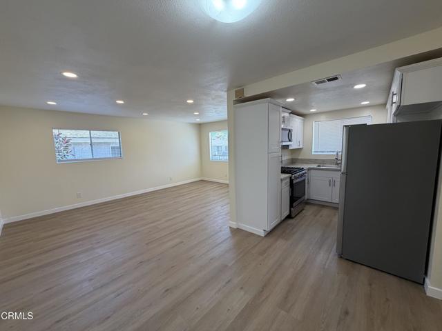 Building Photo - 1127 Acadia Pl