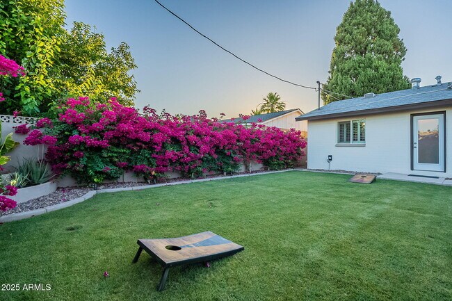 Building Photo - 8263 E Cypress St