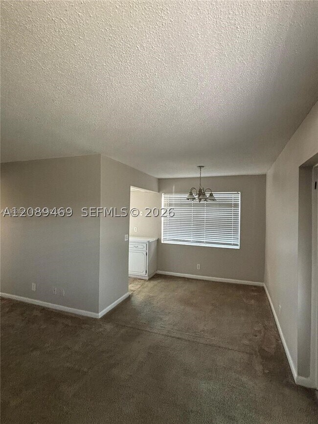 Building Photo - 179 Canterbury H