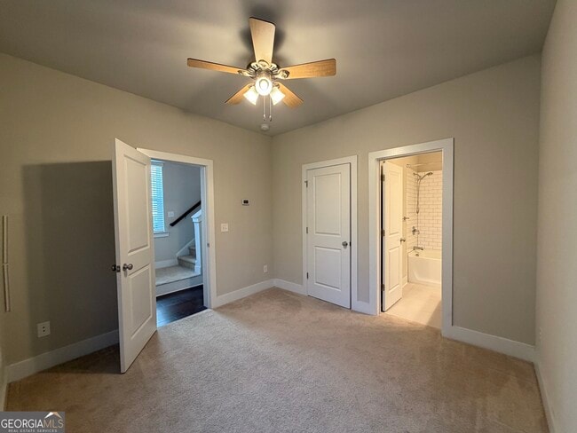 Building Photo - 3782 Oxford Cir