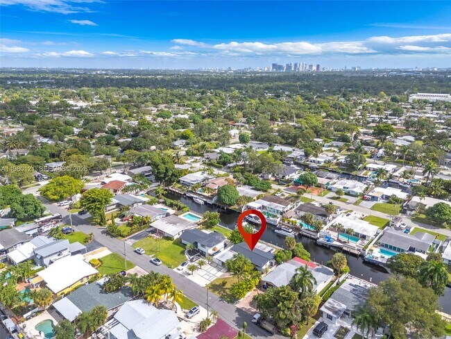 Building Photo - 2430 Key Largo Ln