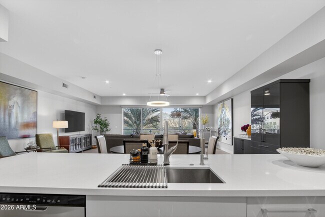 Building Photo - 16580 N 92nd St