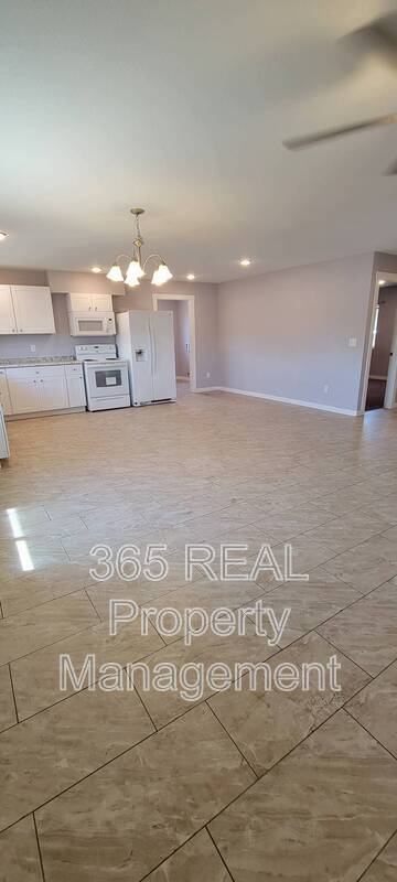 Building Photo - 3311-3311 11th Ave