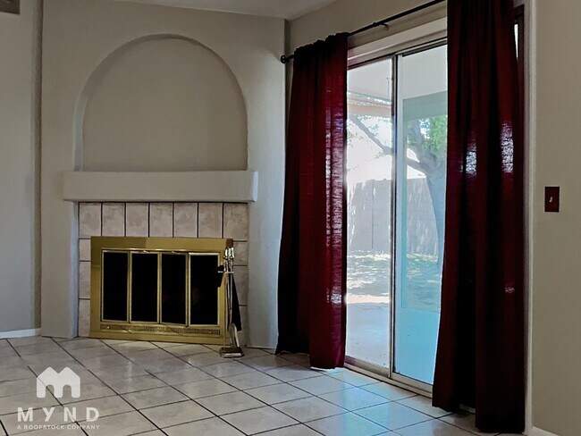Building Photo - 3828 W Mariposa Grande Ln