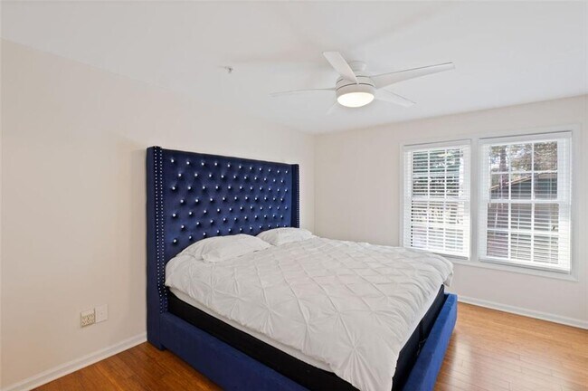 Building Photo - 2714 Vinings Central Run SE