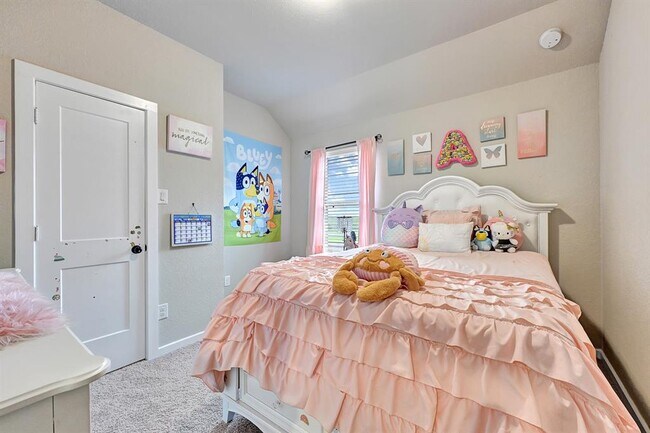 Building Photo - 7006 Winterberry Gln Ln