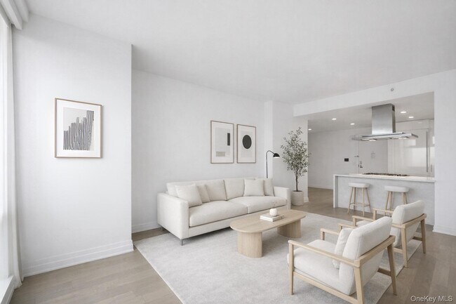 Building Photo - 460 W 42nd St