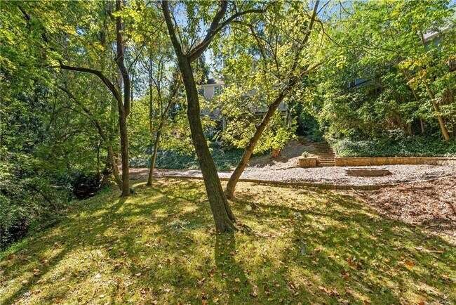 Building Photo - 1362 Cartecay Dr NE