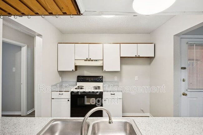 Building Photo - Hearthwood Ct 5633