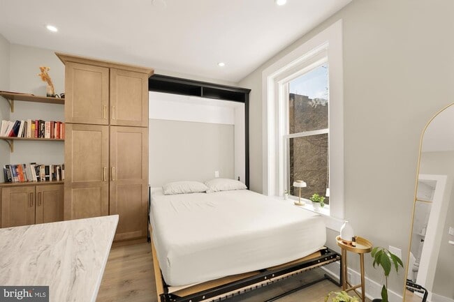 Building Photo - 1634 S Street NW Unit 5