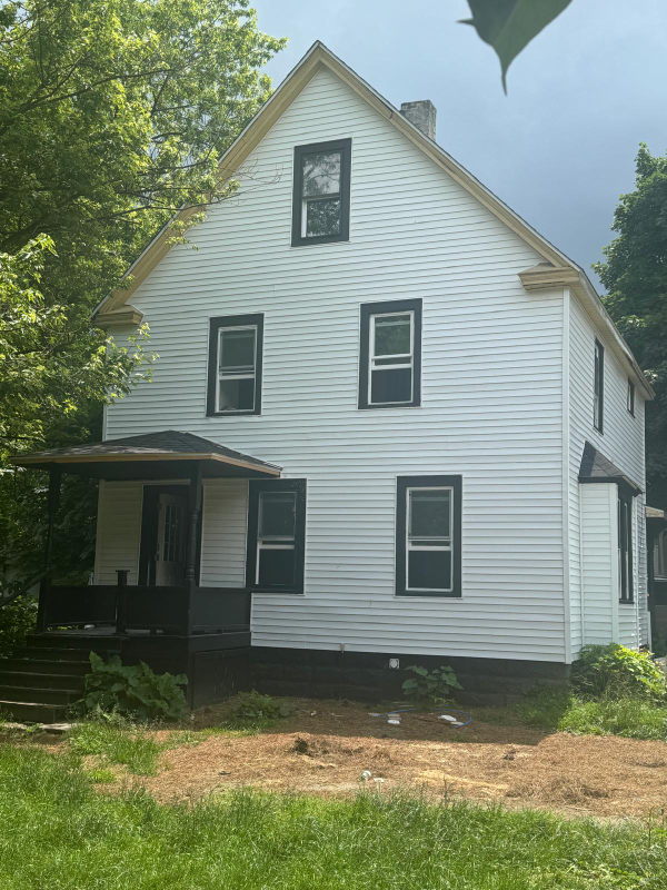 Building Photo - 3202 Bradwell Ave