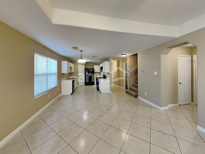 Building Photo - 8915 Chisholm Wood Ln