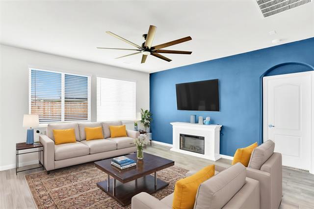 Building Photo - 1135 Saddle Ridge Dr