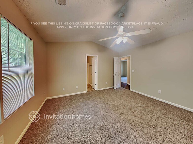 Building Photo - 1422 Steam Engine Way NE