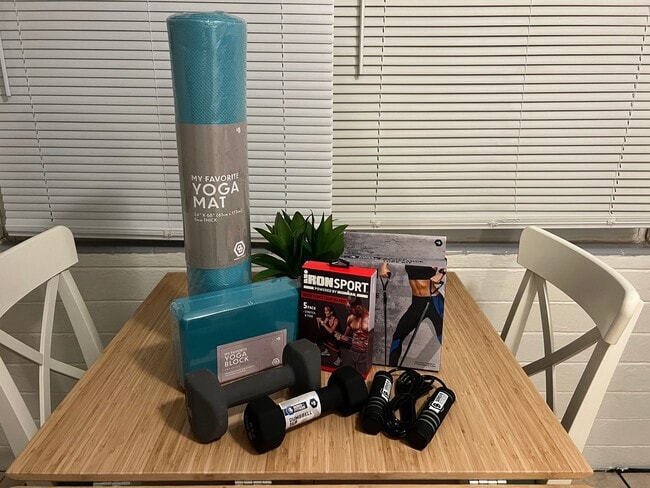 Building Photo - 6 Palmetto Dr