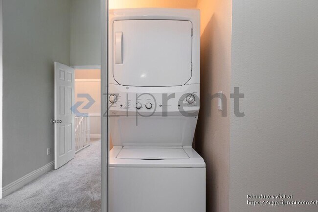 Building Photo - 10264 Maya Linda Rd