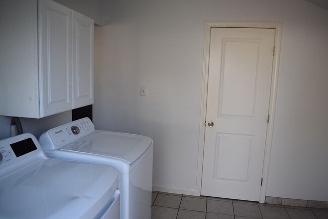 Building Photo - All Utilities Paid Including Internet!