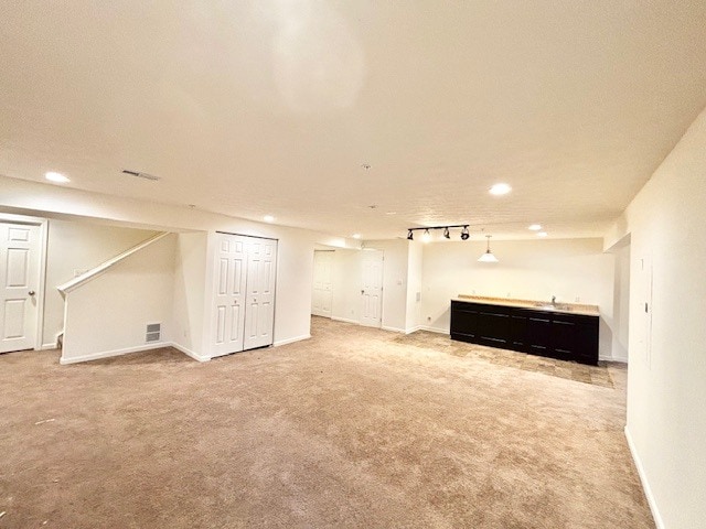 Building Photo - 6469 Lindsey Ln