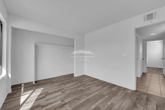 Building Photo - 4380 Gannet Cir