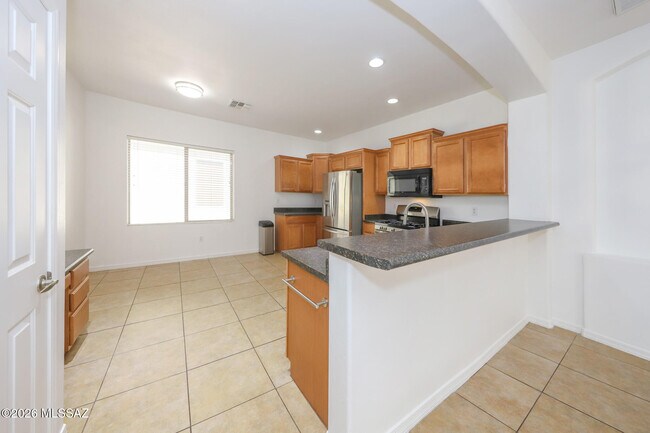 Building Photo - 10401 Yew Pl