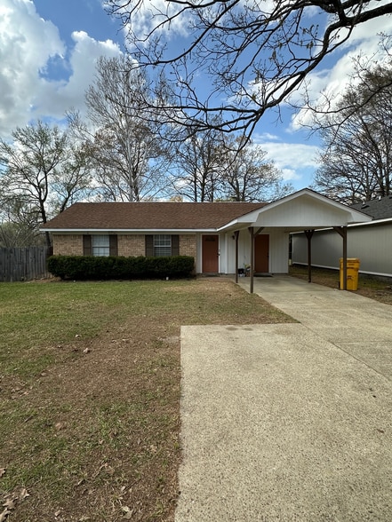 Building Photo - 103 Cedarbrook Dr