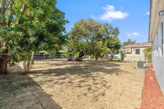 Building Photo - 220 NW 134th St