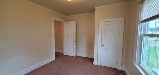 Building Photo - Cozy Home in a Convenient Location