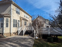 Building Photo - Room in House on Priory Ct