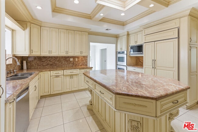 Building Photo - 1532 Glendon Ave